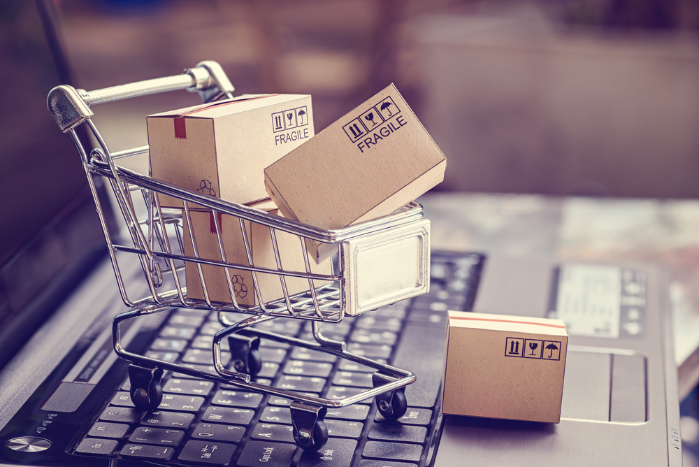 shutterstock_580499569 A new Royal Mail study shows online retail is only growing more important to UK businesses